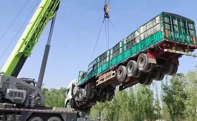 东胜区道路脱困救援案例